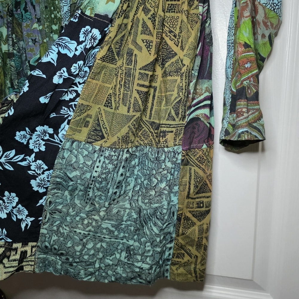 We Be Bop Vintage Patchwork Button Up Blouse Size… - image 4